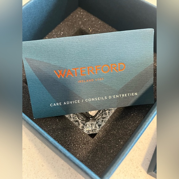 Waterford-Lismore Square Ring Holder - Picture 10 of 11